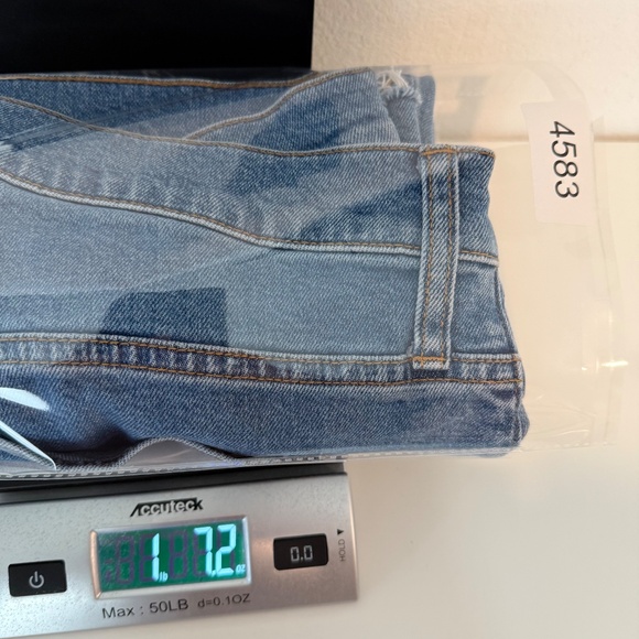 J Crew Jeans Women 34 Blue Essential Straight Button Fly Stretch Mid Rise Denim - Picture 11 of 11